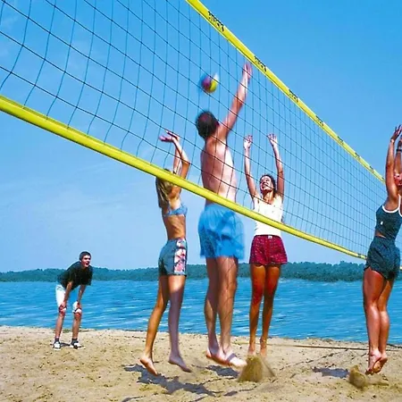 Mit Sauna Im Mirow בית נופש *